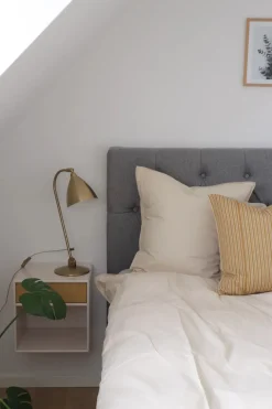 Jacobsen Plus Beds – Sengegavl Chest, Sand