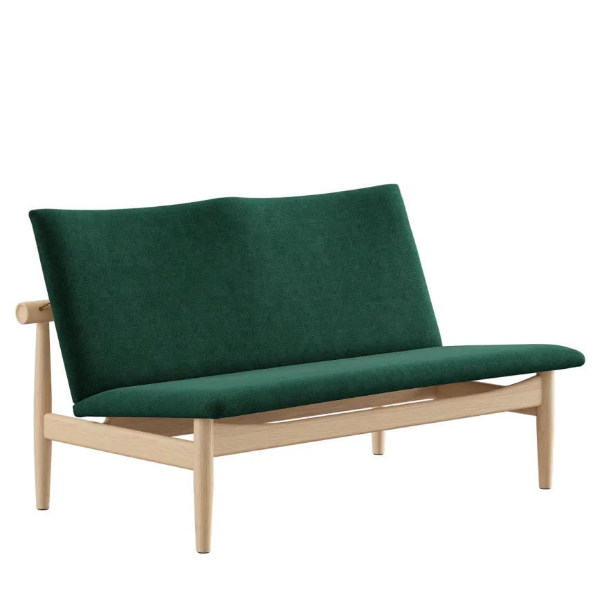 Japan 2 pers. sofa, eg klar olie af Finn Juhl