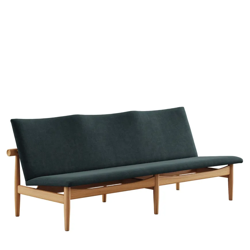 Japan 3 pers. sofa, eg olie af Finn Juhl