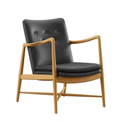 Kaminstolen, eg klar olie af Finn Juhl