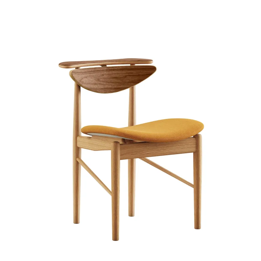 Karmstolen, ask klar olie af Finn Juhl