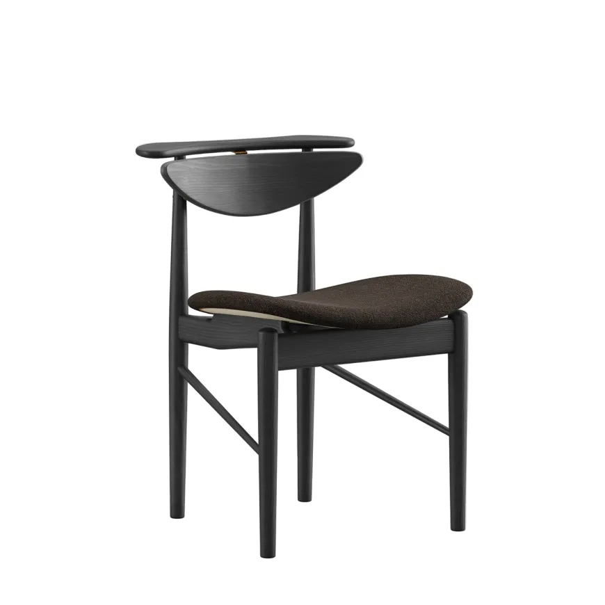 Karmstolen, ask klar olie af Finn Juhl