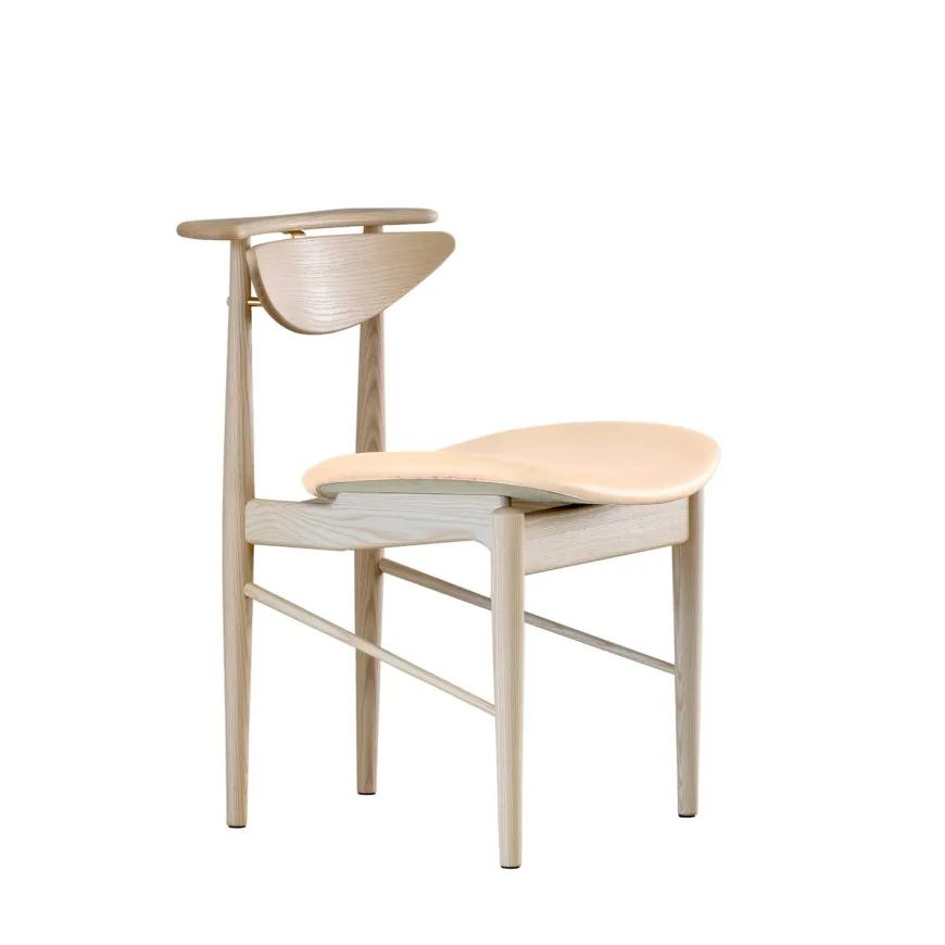 Karmstolen, ask klar olie af Finn Juhl