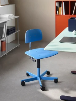 Kevi 2533 Kontorstol med sædepolstring fra Montana