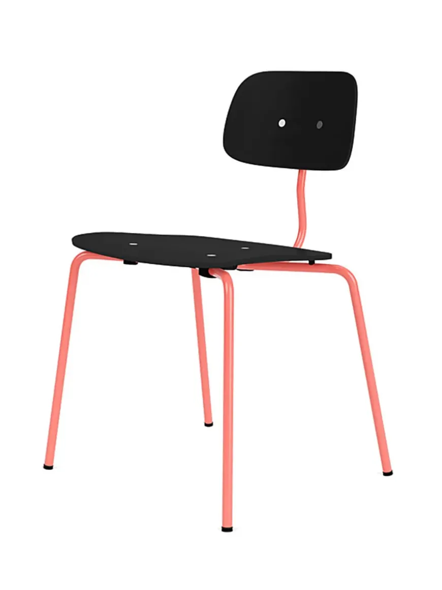 Kevi 2060 stol i sort lak fra Montana