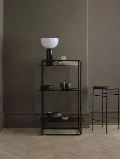 Kizu Bordlampe Large, Black Marble fra New Works