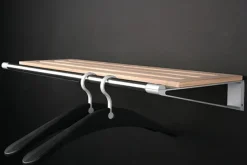 KNAX hattehylde fra LoCa