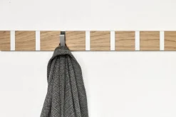 KNAX knagerække med otte knager fra LoCa