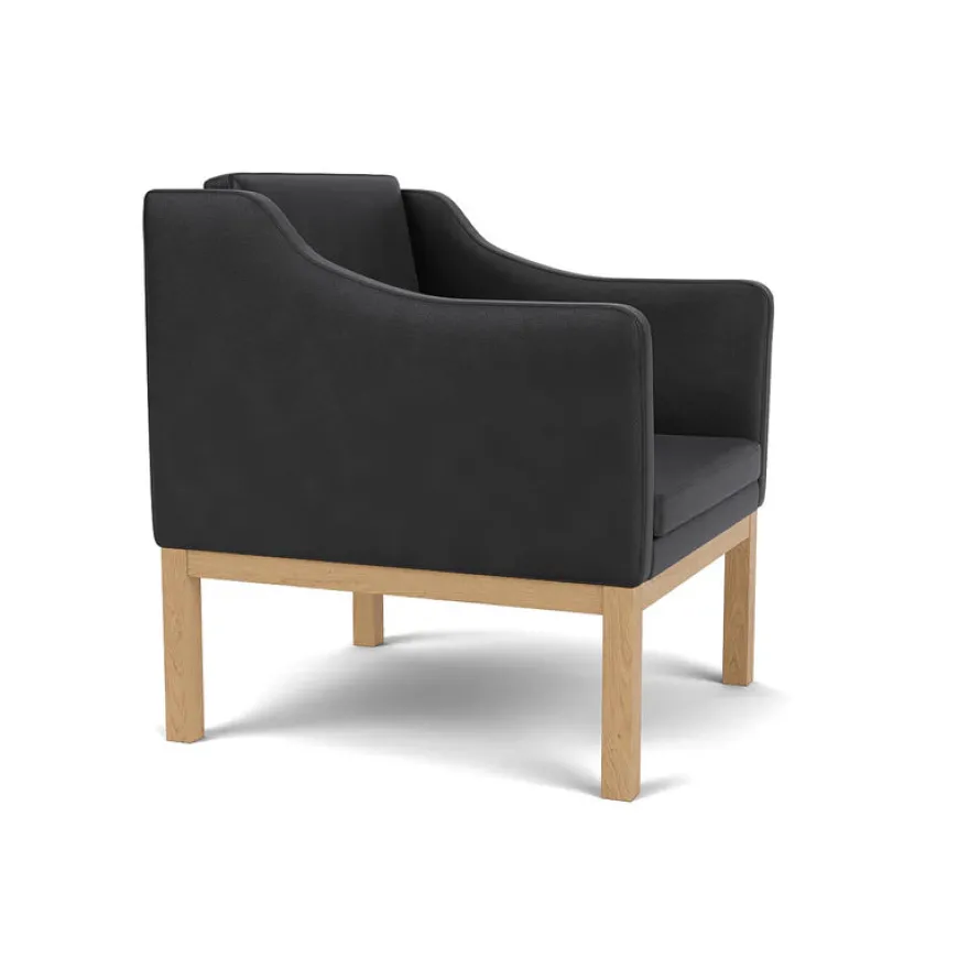 L46 MK155 lænestol, sort læder af Mogens Koch