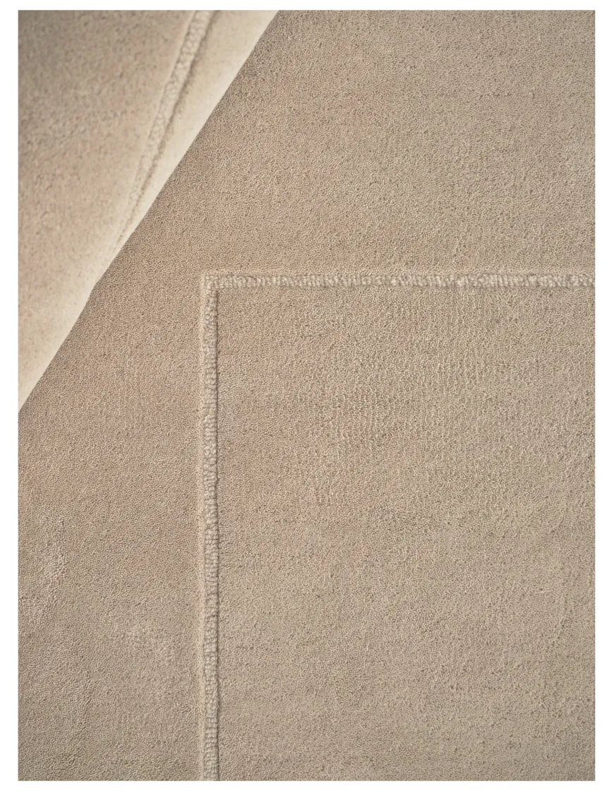 Lineal Poem Tæppe, Beige fra Linie Design