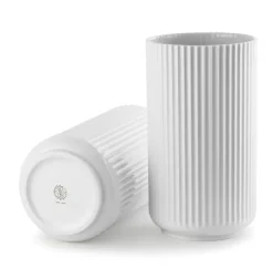 Lyngbyvasen i lilla, H20,5 cm fra Lyngby Porcelæn