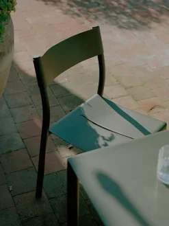 May Chair, dark green fra New Works