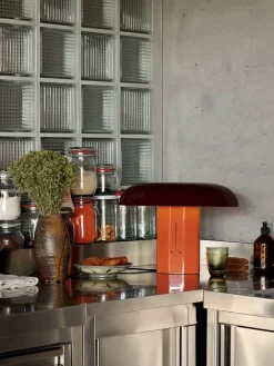 Montera JH42 Bordlampe, amber & ruby fra &Tradition