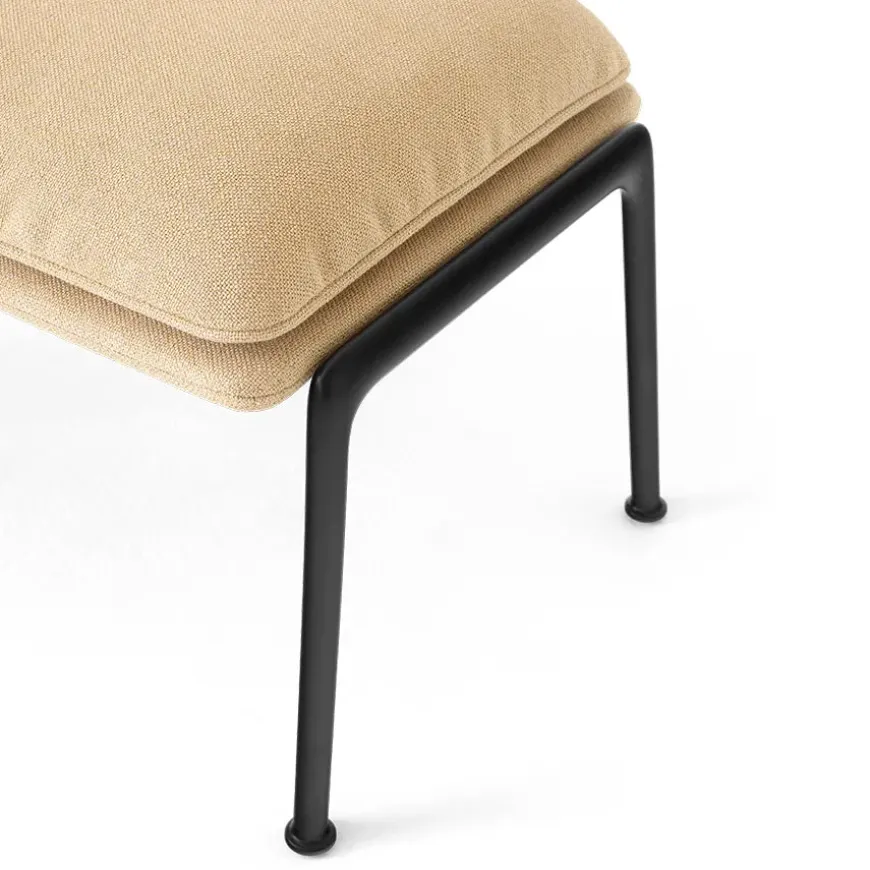 Muno LN20 Footstool fra &Tradition
