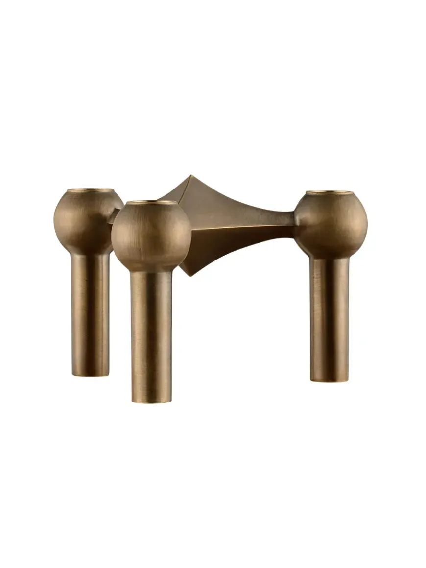 Nagel Lysestage, børstet messing fra STOFF Nagel