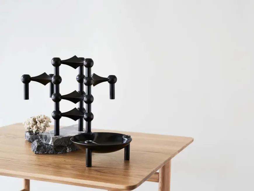 Nagel Lysestage, børstet messing fra STOFF Nagel