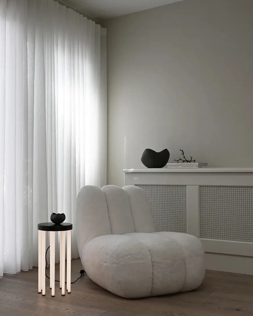 Neon Side Table, bronze fra 101 Copenhagen