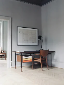 Nyhavn Skrivebord, 170 cm af Finn Juhl