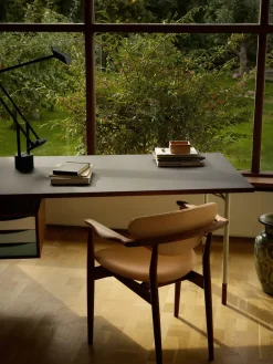 Nyhavn Skrivebord u. Skuffekassette af Finn Juhl