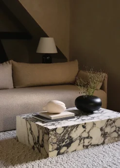 Offset Sofa 3-Seater, bouclé 06 fra Audo Copenhagen