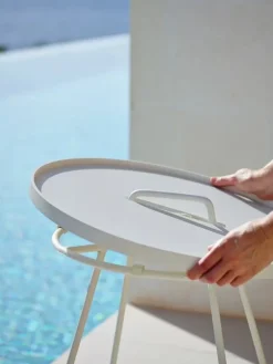 On The Move Sidebord fra Cane-line