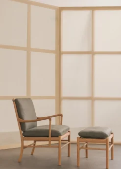 OW149 Colonial lænestol, eg olie, Terra-læder af Ole Wanscher