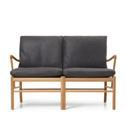 OW149-2 Colonial sofa valnød olie, Terra-læder af Ole Wanscher