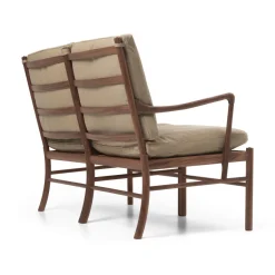 OW149-2 Colonial sofa valnød olie, Terra-læder af Ole Wanscher