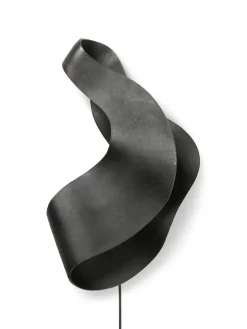 Oyster Wall Lamp fra Ferm Living