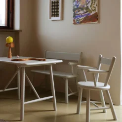 P10 børnebord af Børge Mogensen