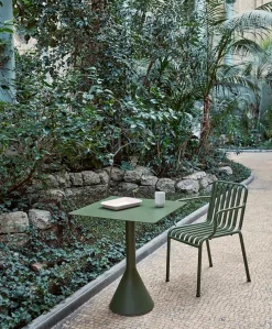 Palissade Cone Table, 65x65/olive fra Hay