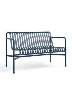 Palissade Dining Bench Armrest, Deep Blue fra Hay