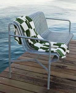 Palissade Dining Bench, olive fra Hay