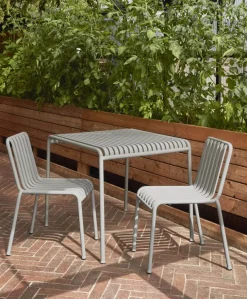 Palissade Table 90x82, antracit fra Hay