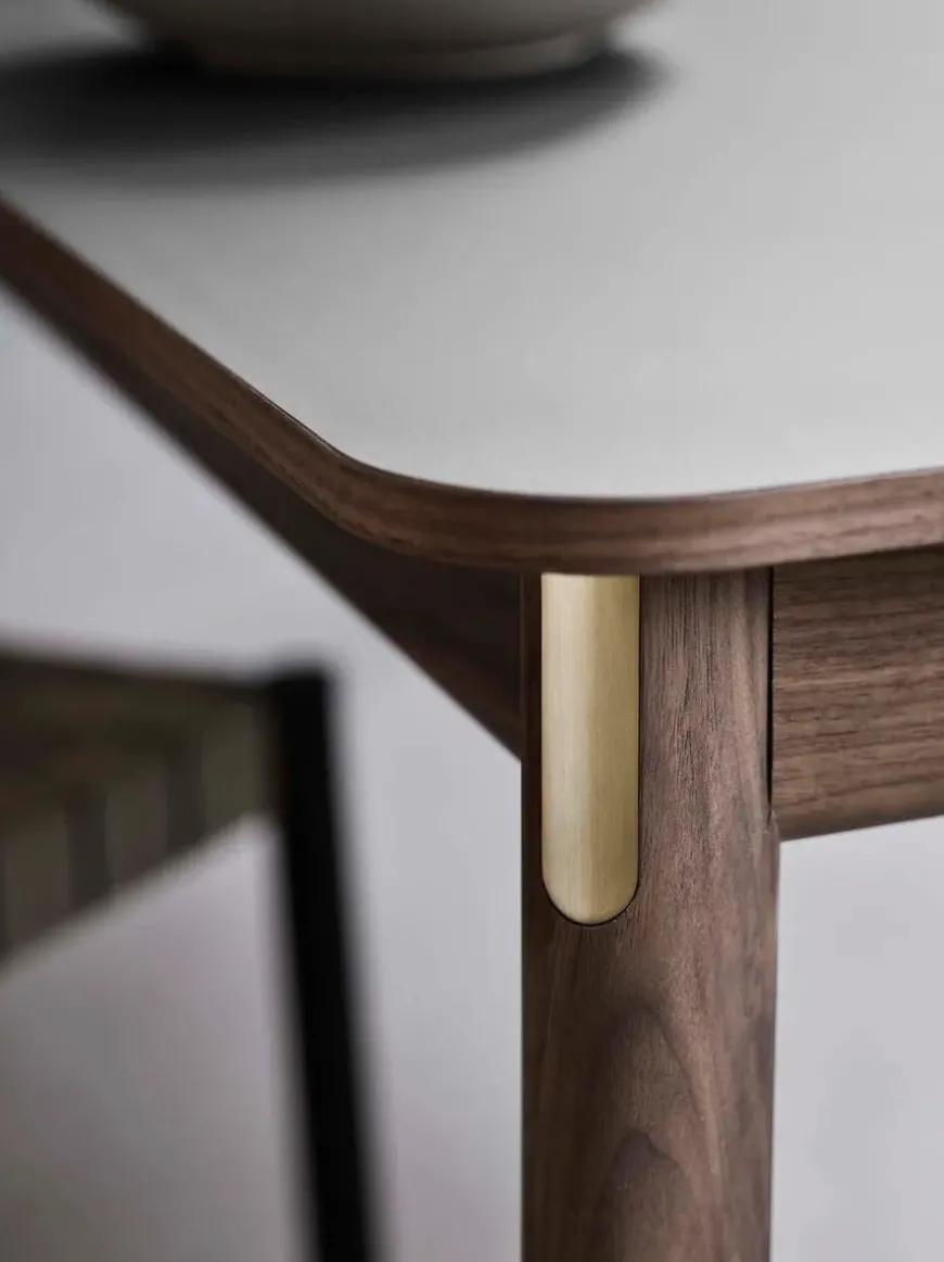 Patch HW1 spisebord med udtræk fra &Tradition