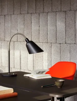 Pavilion Skrivebord AV16 fra &Tradition