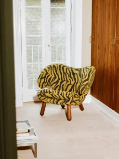 Pelikan stol, eg klar olie af Finn Juhl