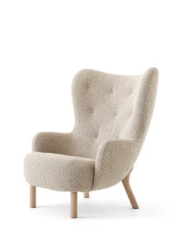 Petra VB3 Chair, moonlight sheepskin/oak fra &Tradition