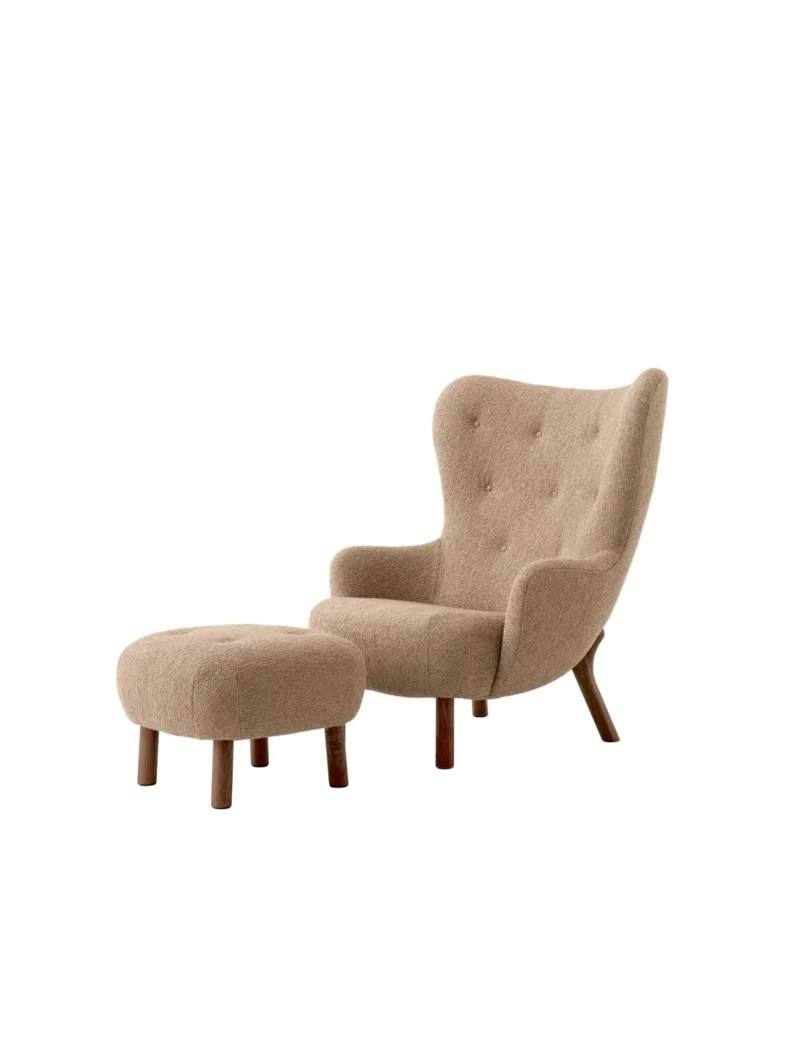 Petra VB3 lænestol inkl. Skammel, Sheepskin honey 50 fra &Tradition