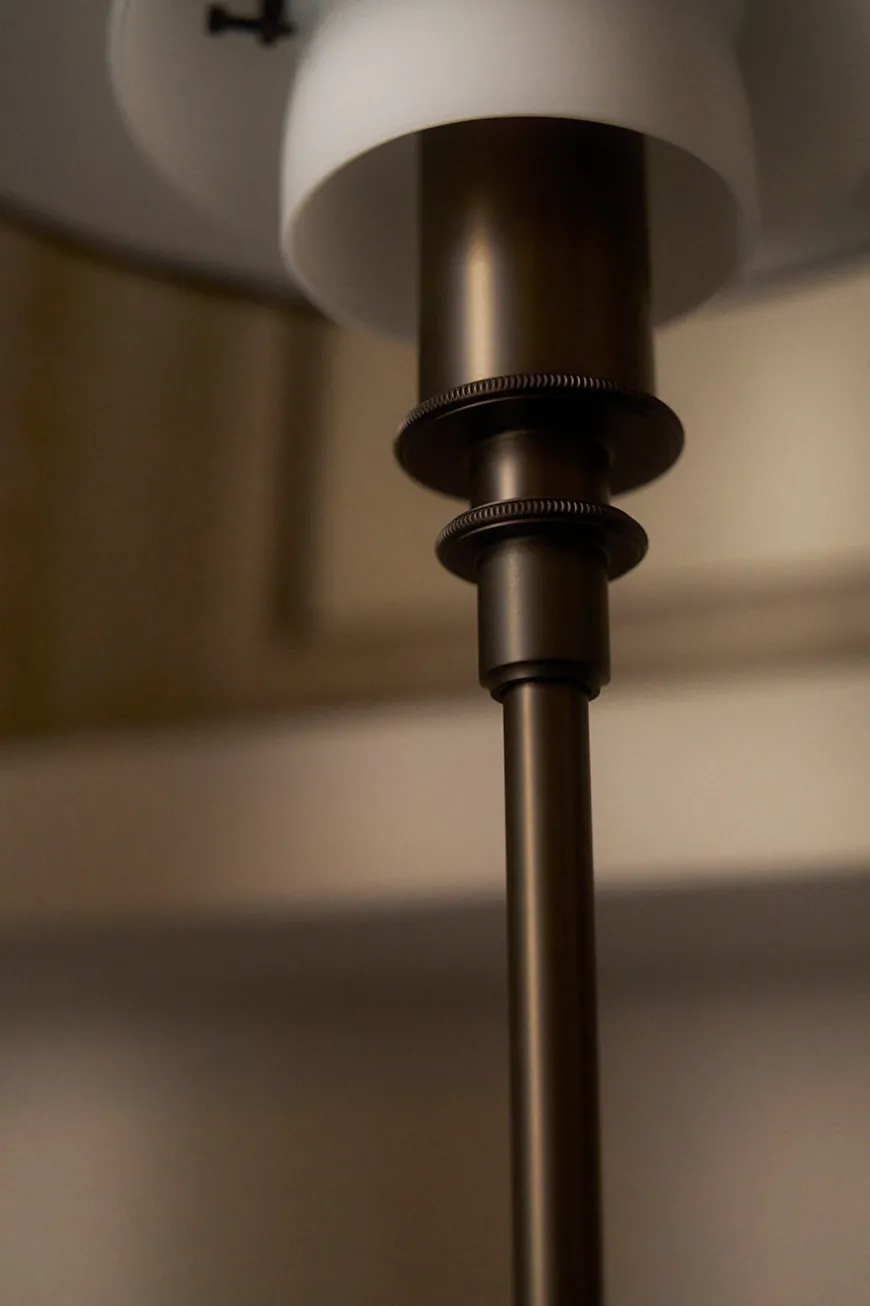 PH 3/2 Bordlampe, sort metalliseret fra Louis Poulsen