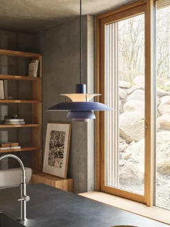PH 5 Pendant, Monochrome Dusty Indigo af Poul Henningsen