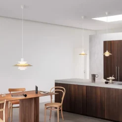 PH 5 Pendant, Monochrome Pale Blush af Poul Henningsen