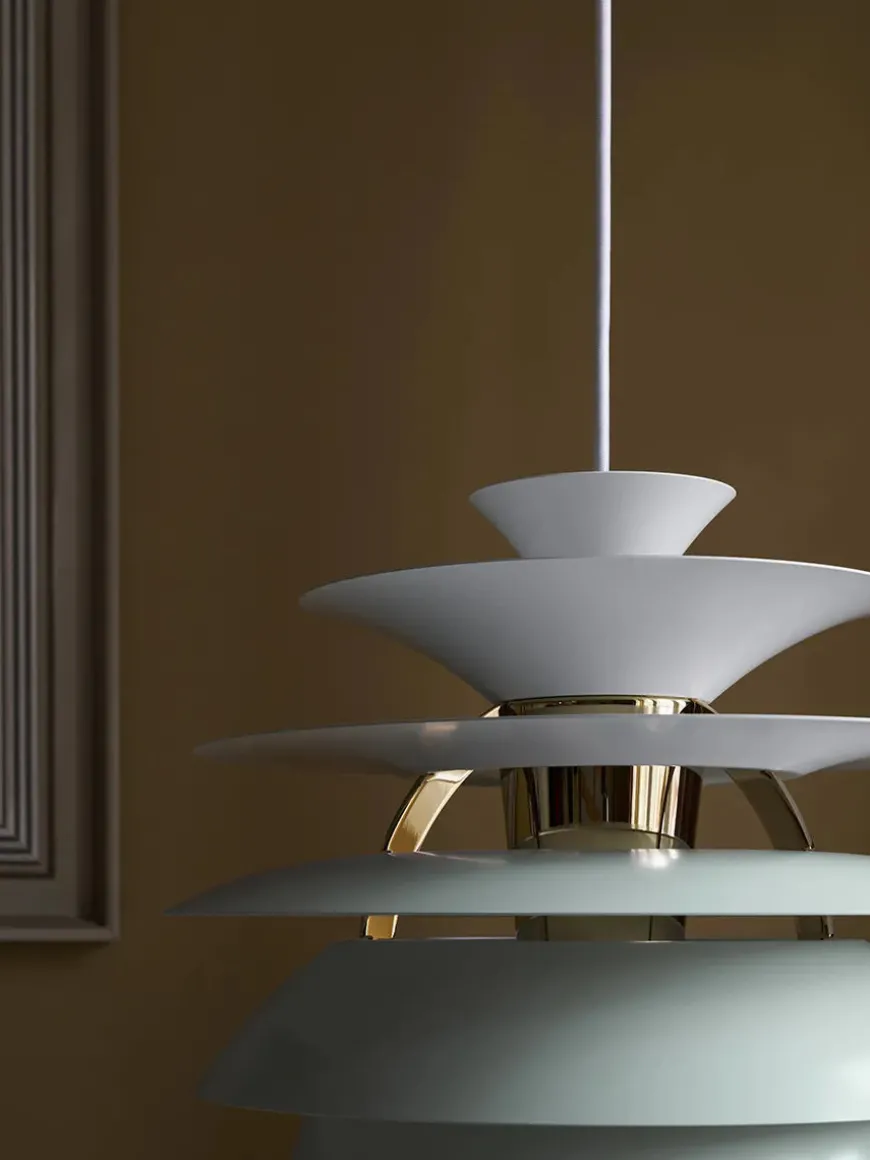 PH Snowball, dusty green/brass af Poul Henningsen