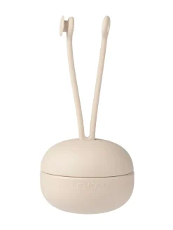 Philip Sutteetui, Sandy fra Liewood