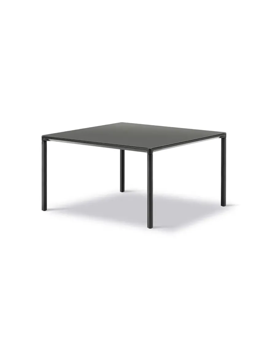 Piloti Bord, sort laminat fra Fredericia Furniture