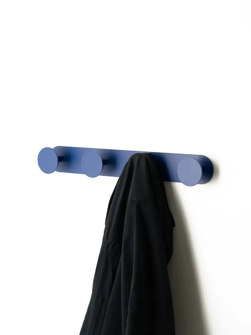 Pipeline Coat Rack fra raawii