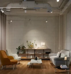 PK63A Sofabord af Poul Kjærholm