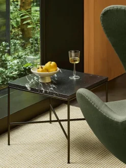 Planner Sofabord 100x100 fra Fritz Hansen