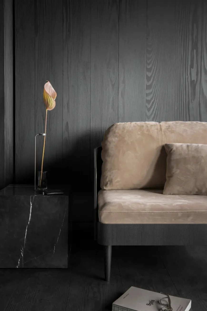 Plinth Cubic, grey galaxy marble fra Audo Copenhagen