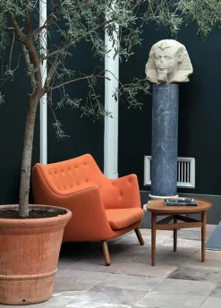 Poet Sofa af Finn Juhl